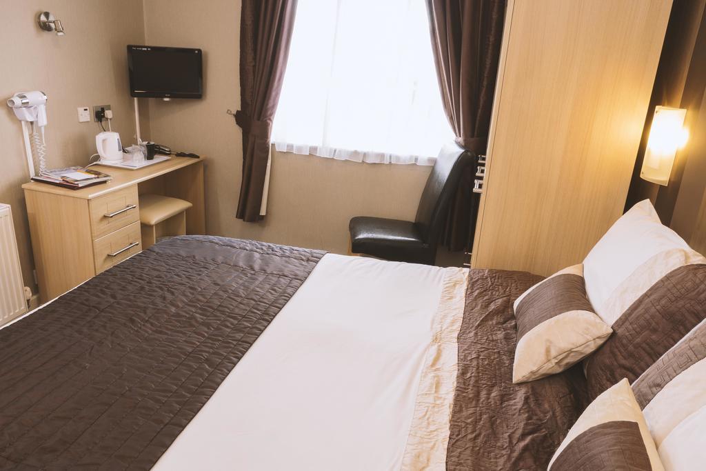 Trivelles Park Hotel Preston  Esterno foto